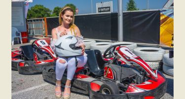 МЛАДА, УБАВА И МИЛИОНЕРКА: рецептот е кај Марија!