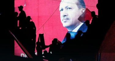 Скок на популарноста на Ердоган по обидот за пуч