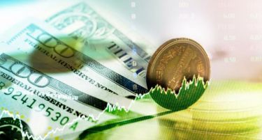 СЕ СЕ МЕНУВА: Најлошото за доларот допрва доаѓа