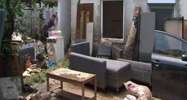 УДАВЕНА НАДЕЖ: Шестчлено семејство изгуби се што имаше!