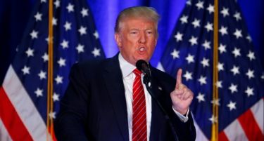Трамп предлага „темелна проверка“ за влез во САД