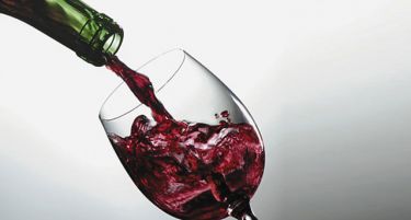Која земја е прва во светот по производство на вино?