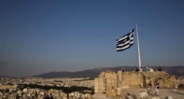 Колку Грци емигрирале од земјата за пет години?