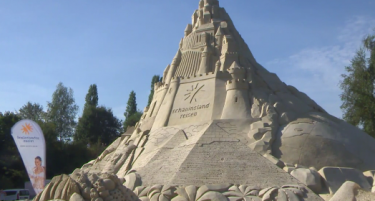 ФОТО+ВИДЕО: Овој песочeн замок е кандидат за највисок во светот…