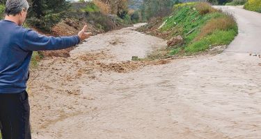 ФОТО: ХАОС ВО ГРЦИЈА: Поплавите однесоа жртви – повеќе села се отсечени