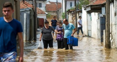 Поплавените од понеделник ќе добијат по 250 евра