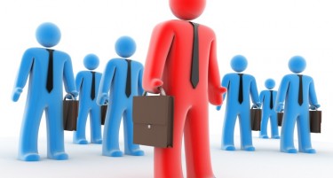 ВРАБОТУВААТ: Дуна компјутери, ВИП, Филип Морис, ДМ ...