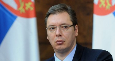 Вучиќ вели Србија може да „заглави“ како Македонија?