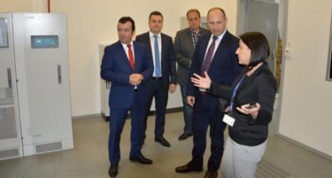 Миновски го пофали Централниот регистар за подобрената бизнис клима