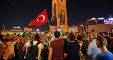 Колку неписмени граѓани живеат во Турција?