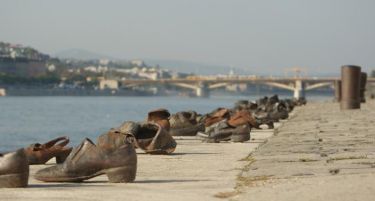 Сте слушнале ли за „Чевлите на Дунав“?