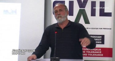 Видео: Арнаудов ја „турка“ Народна кон ДПМНЕ, а во април тврдеше дека во коалиција се губи суверенитетот