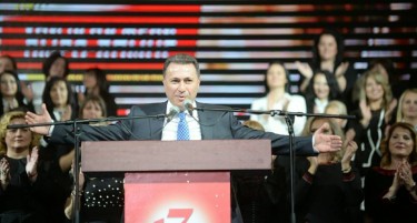 Груевски се фали со нови странски инвестиции додека домашните фирми ги „убива“