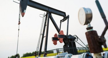 Земјотресот и Хилари ги „разбудија“ цените на нафтата
