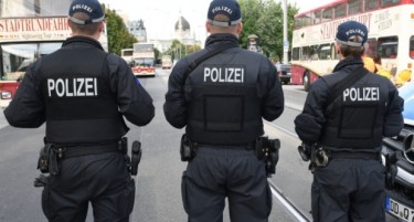 Германија започна голема операција против терористи