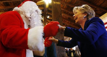 Дедо Мраз доби отказ - Ја ставил Хилари Клинтон на листата непослушни