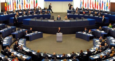 ЕП ги замрзнa преговорите со Турција за членство во ЕУ