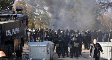 Уапсени 300 мигранти во Бугарија по нивниот бунт во Харманли