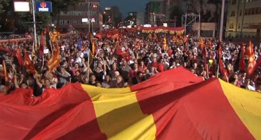 Митинзи во Источна и Западна Македонија - каде партиите ќе „ловат“ гласови?