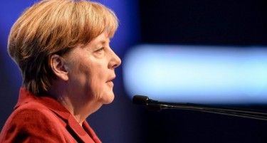 Меркел ja затвора вратата за Турција