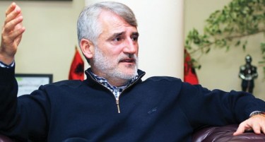 Тачи како вицепремиер ќе ги обединел Липково и Куманово