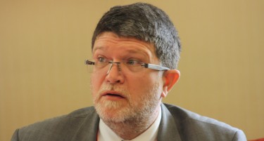 Дали ќе има нови предвремени избори догодина?