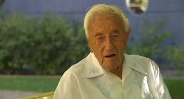 Најстариот хонорарец има 102 години