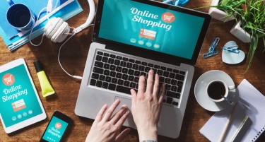 Македонците купуваат онлајн повеќе од странски отколку од домашни онлајн продавници