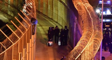 (ВИДЕО) Стапмедо мигранти на шпанската граница