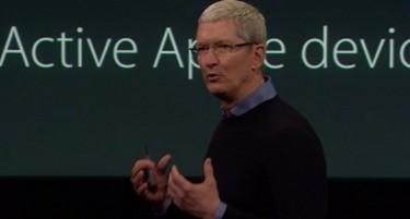 Apple за прв пат под казна му ја намали платата на директорот Тим Кук