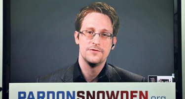 (ВИДЕО) БЕЗБЕДЕН ВО РУСИЈА: Москва му го продолжи престојот на Едвард Сноуден