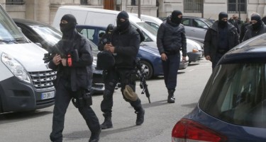 АПСЕЊА ВО ФРАНЦИЈА: Планирале да извршат напади на туристи