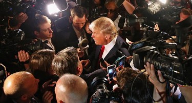 Трамп не дозволи влез во Белата куќа на новинари од водечки медиуми