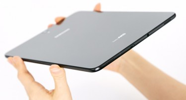 Самсунг го претстави новиот Galaxy Tab S3 кој нуди врвно искуство во забавата и работата во движење