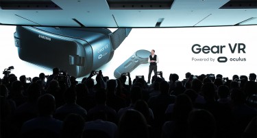 Самсунг го претстави новиот Gear VR уред со управувач