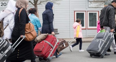 Германија ќe им плаќа на бегалците за да си заминат