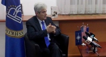 Ахмети: Нема причина за вонредна ситуација, ова е политичка а не воена војна