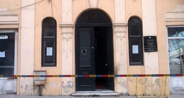 ОБИД ДА СЕ СВРТИ ВНИМАНИЕ: Кој и зошто го демолираше Музејот на албанската азбука во Битола?