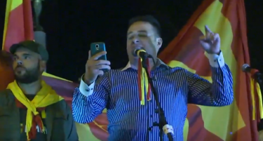 Мијалковски до Хан: Дали сето она што сакате да ни го наметнете кај нас дома важи и кај вас?