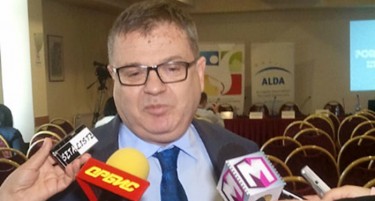 За Тимоние состојбата во Македонија е како изгребана плоча