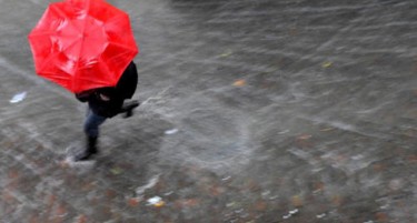 Се очекуваат врнежи и грмотевици, а од сабота и затоплување