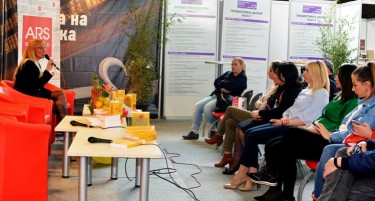 Книга и здрав храна, идеална комбинација со Арс студио