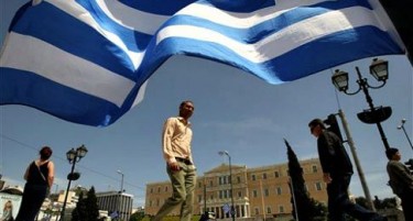 АТИНА СЕ ПЛАШИ ОД ДЕСТАБИЛИЗАЦИЈА НА МАКЕДОНИЈА: Што може да изгубат Грците?
