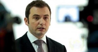 Вучиќ ќе го угости Османи: што е причина за посетата на Белград на шефот на дипломатијата