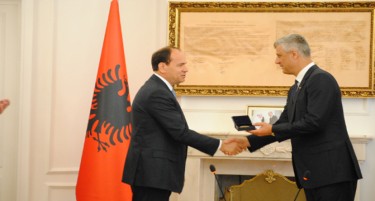 Што велат Тачи и Нишани за Голема Албанија?
