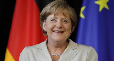 Меркел освои клучен регион, гледа кон четврт мандат