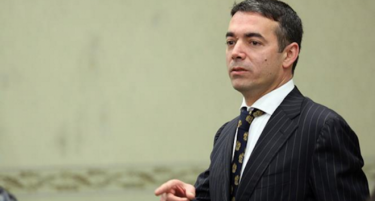 Каква порака му испрати Димитров на Папандреу по средбата?