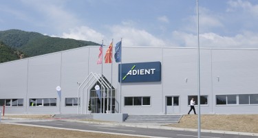 „Адиент“ и официјално ја отвори новата фабрика за производство на навлаки за автомобилски седишта во Струмица