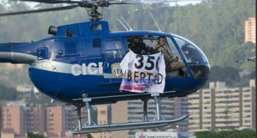(ВИДЕО) ДРЖАВЕН УДАР ВО ВЕНЕЦУЕЛА: Украден полициски хеликоптер, гранатиран Врховниот суд, повици за симнување од власт на Мадуро