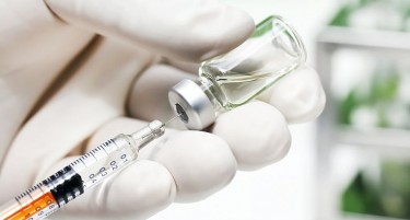 Франција од следната година воведува задолжителна вакцинација на децата